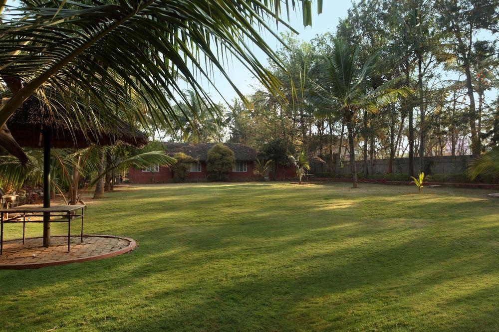 Radiant Resort Bangalore Exteriör bild